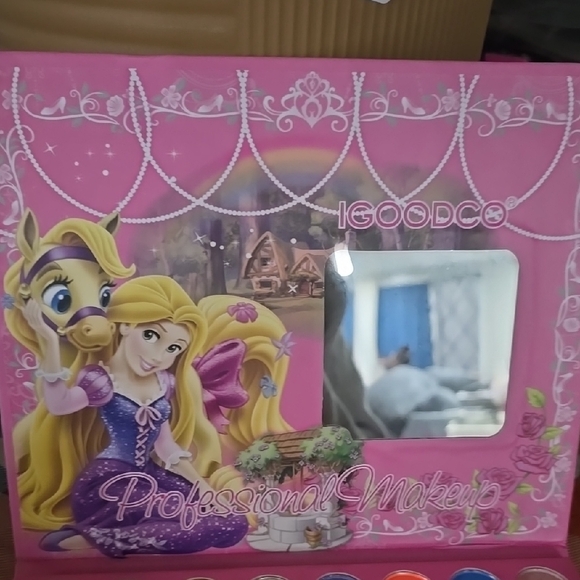 IGoodCo Fairy Tale Dreams Princess Art - Picture 3 of 5